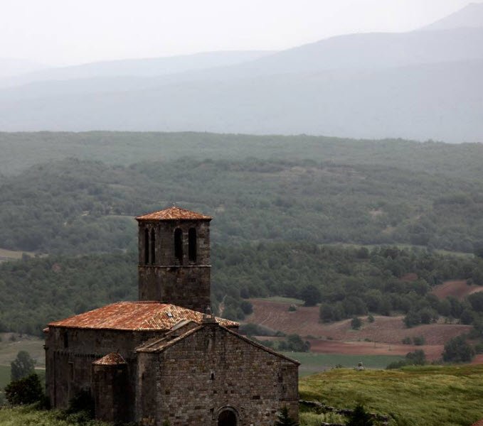 Picón de Lara, Spain